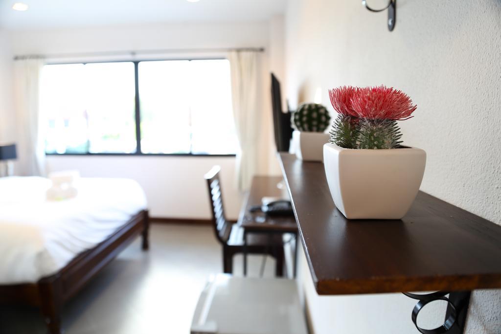 Sabai Hotel & Hostel Τσιάνγκ Μάι Εξωτερικό φωτογραφία